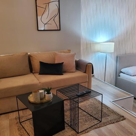 Apartmán Sleep And Drive Premium SJJ Exteriér fotografie